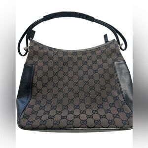 Gucci GG Canvas Shoulder Bag​​​